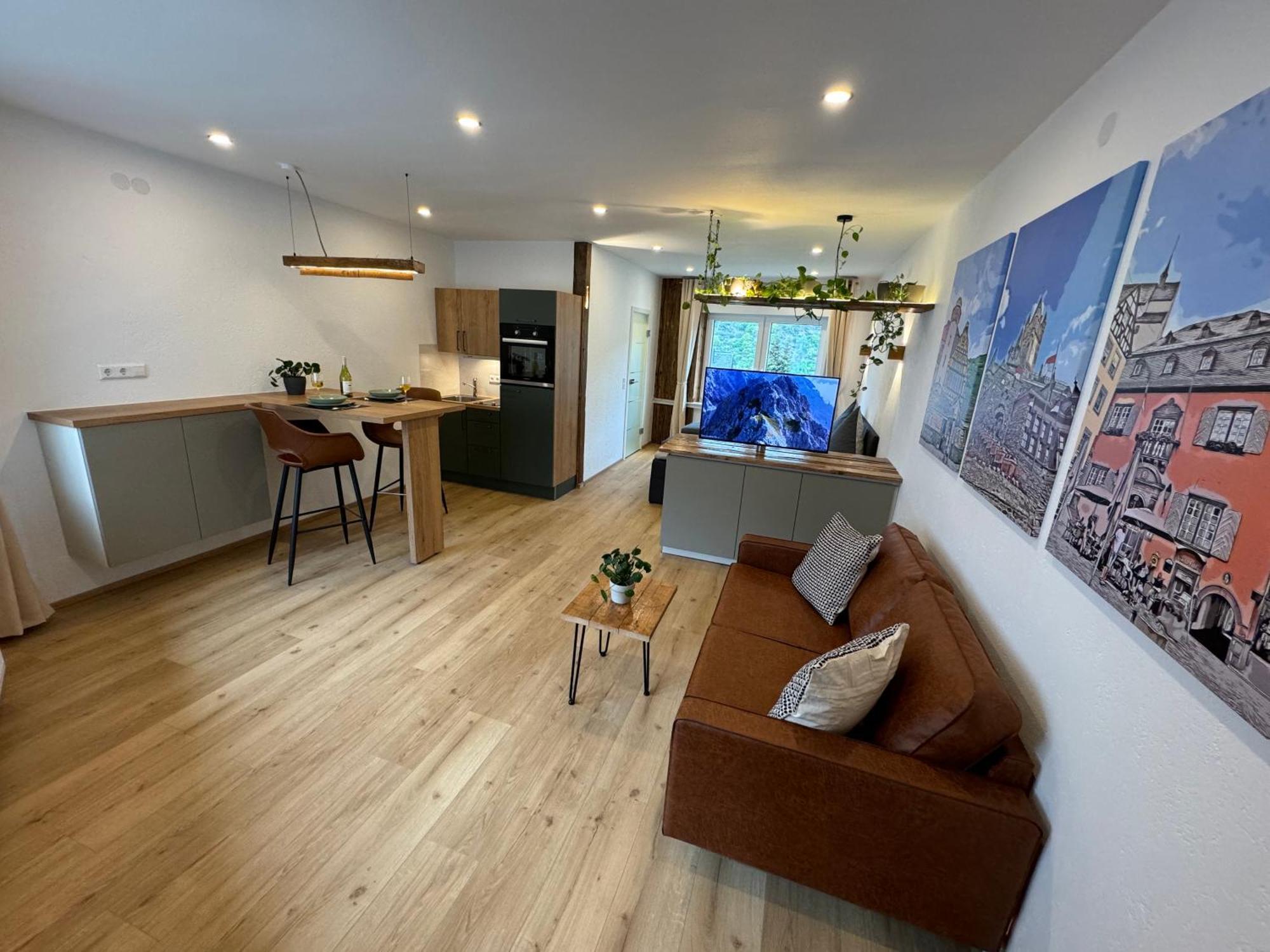 Pilea Apartments Кохем Екстериор снимка
